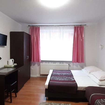 Bartek Dom Goscinny Ujście-Darłowskie Exterior foto